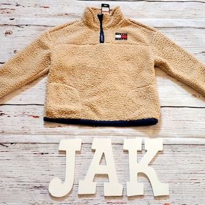 🆕️ TOMMY HILFIGER TAN SHERPA PULLOVER SWEATER